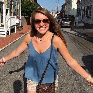 Meet your Posher, Delaney